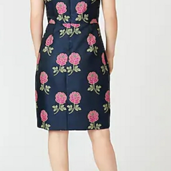 Dress - Picture 3 of 4